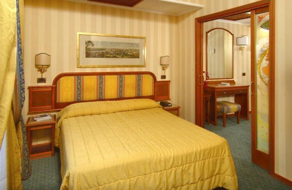 Hotel Regno Rome Luaran gambar
